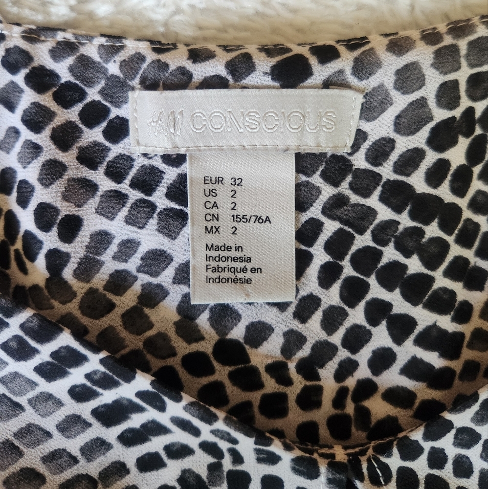 H&M Conscious Tank Blouse - Picture 4 of 5